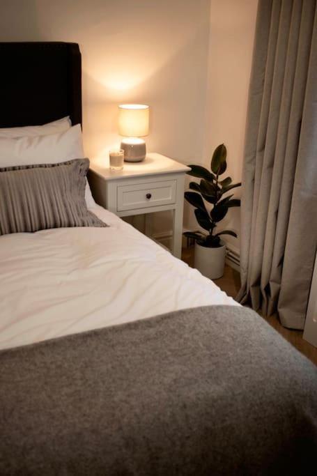 Apartment Unique 3bd Flat King Size Bed