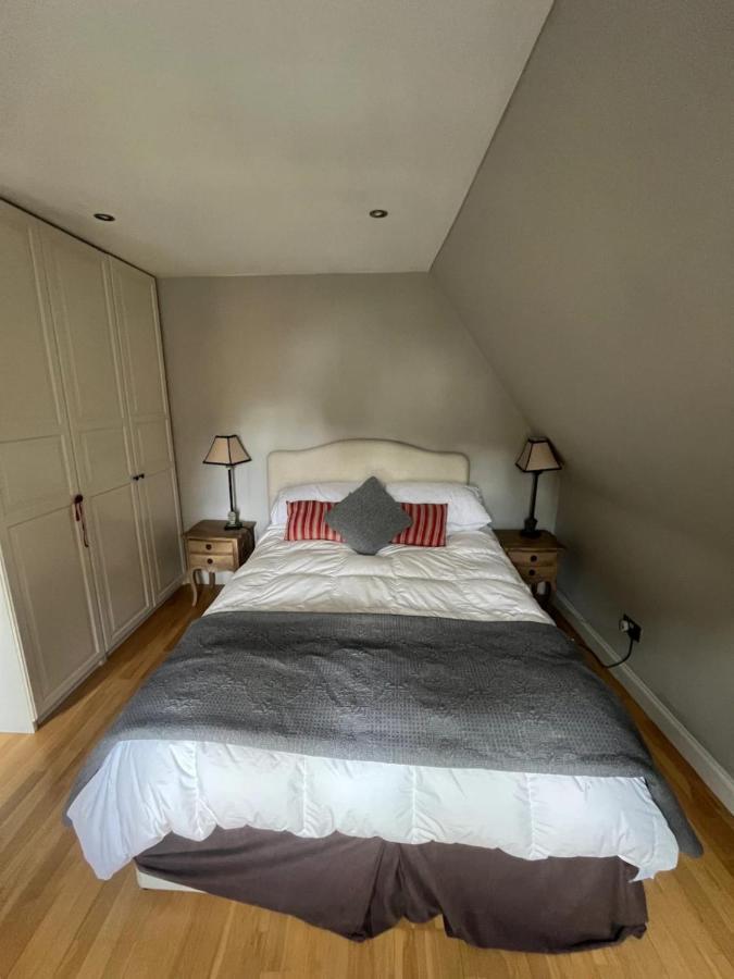 Modern Floor 2bd Flat - Kensington Apartment *