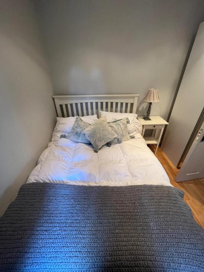 Modern Floor 2bd Flat - Kensington *