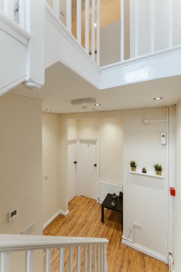 Hostal Mile End 57a *