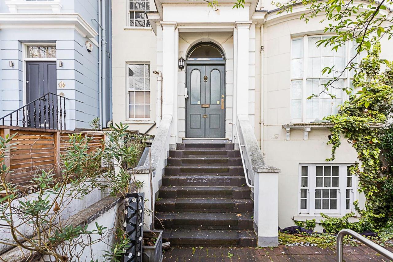 Charming Flamingo In Paddington Appartement Londen