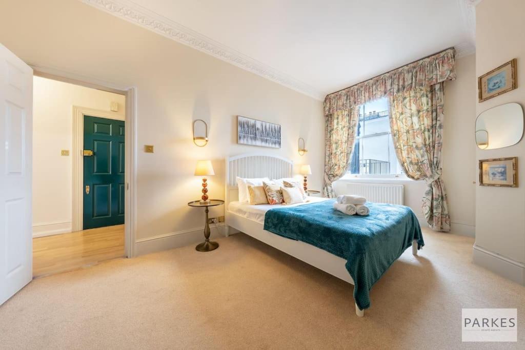 South Kensington - Cromwell Rd * Londen