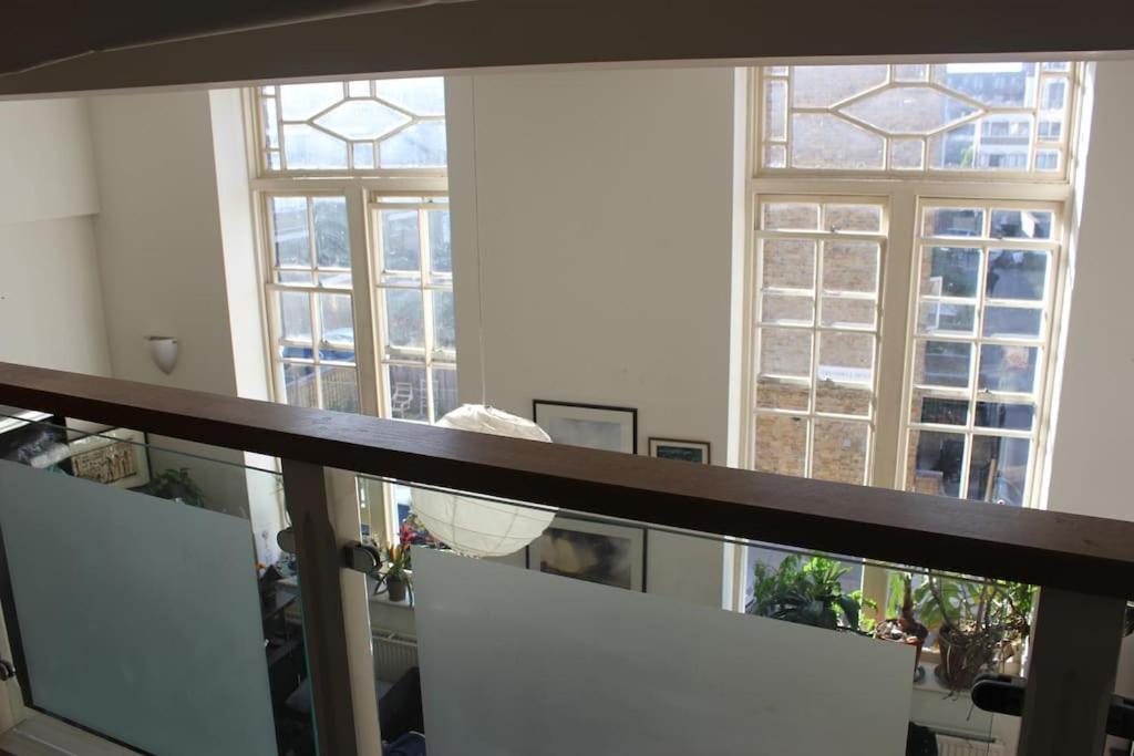 Apartment Spacious, Historic Schoolhouse