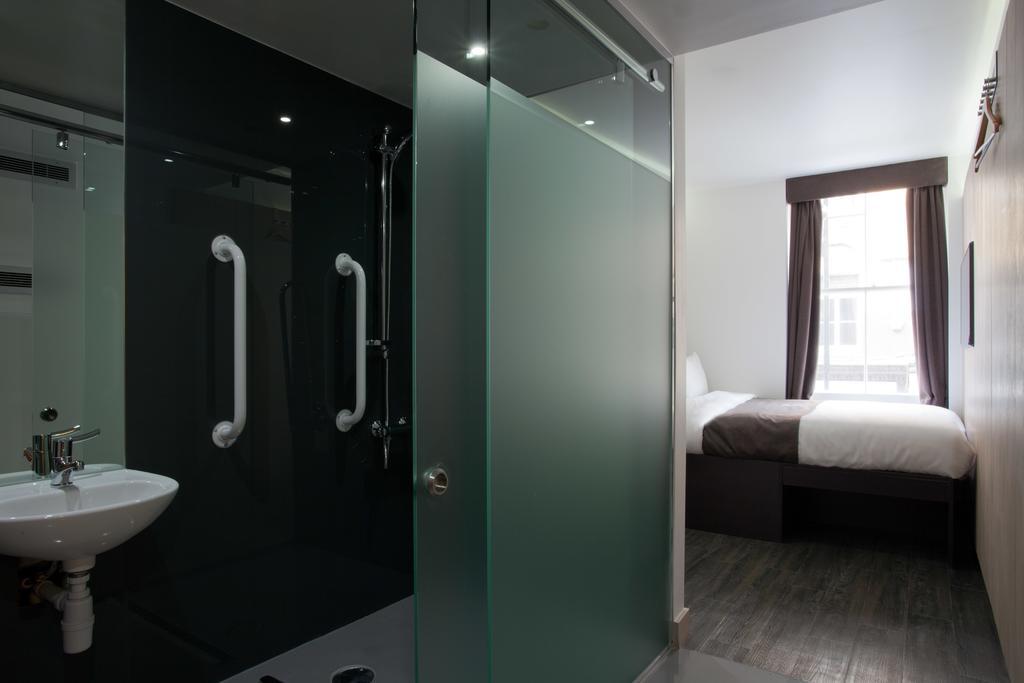 Hotel The Z Soho 3*