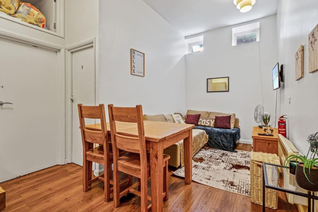Two Bedroom With Patio Close To Hyde Park Ed4 Apartamento *