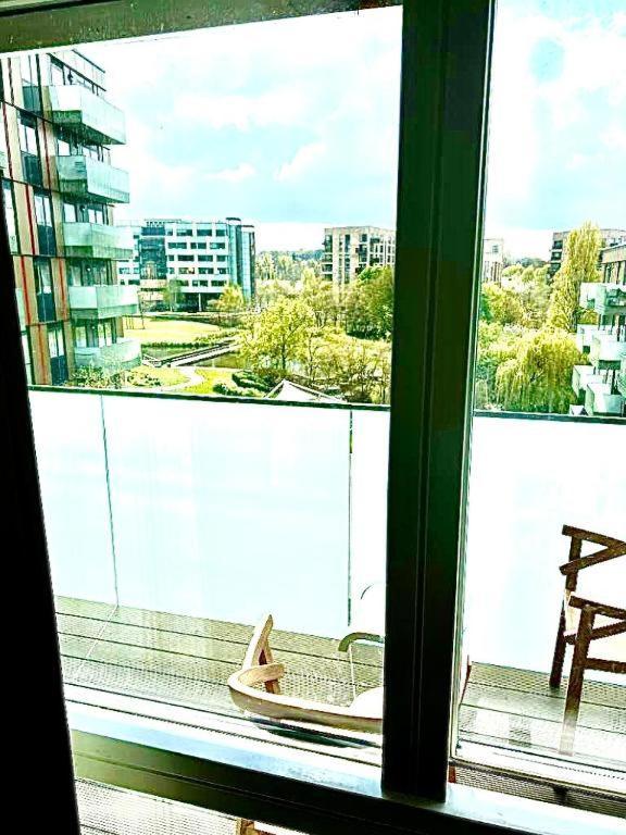 Park Royal Stay- Relax In A Specious Masters With Views In An Londen