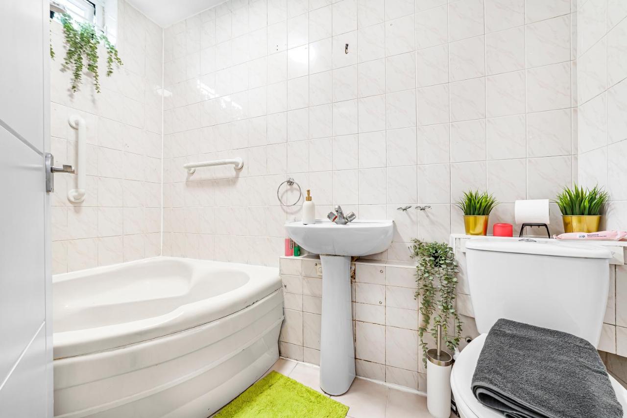 Appartement 1bed W/ Hot Tub & Garden *