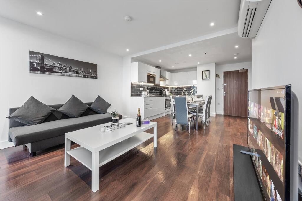 Lovely One Bed Apt In Wimbledon Bp75 Apartment *
