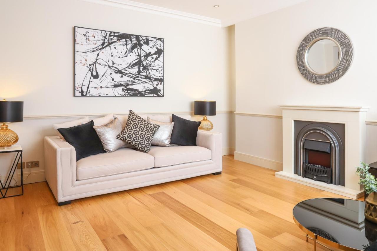 Notting Hill - Movie Location Apartment