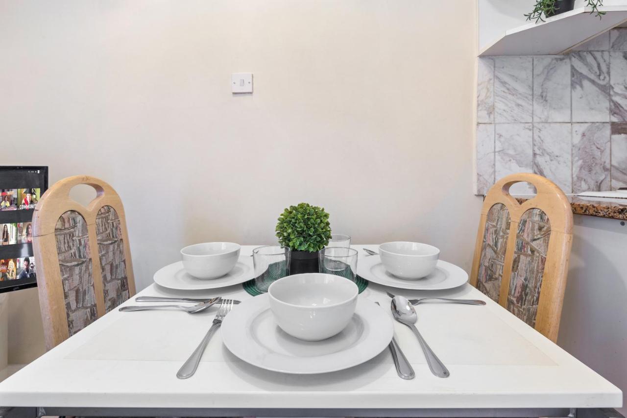 Flat In Apartamento