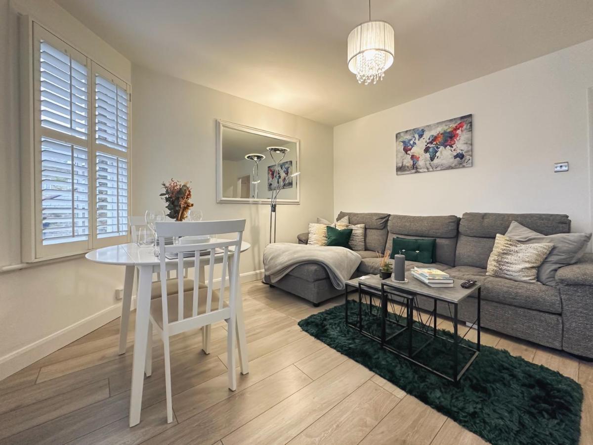 Apartment Bright & Cosy Flat - Perfect For Visiting *