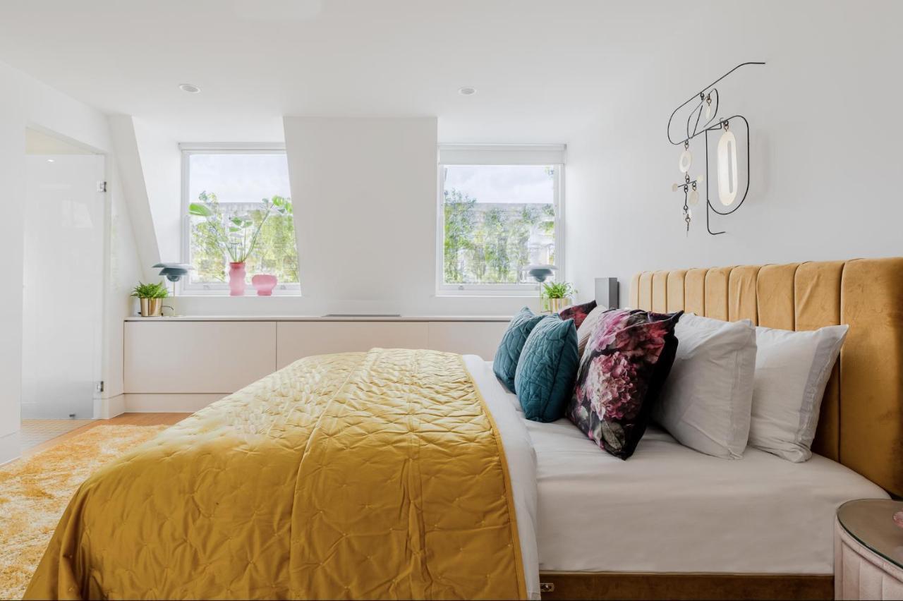 Stunning Covent Garden Dream True Super Quiet Alike * London