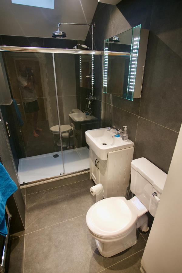 Apartment Stunning Nw2 Flat - Great Location! *