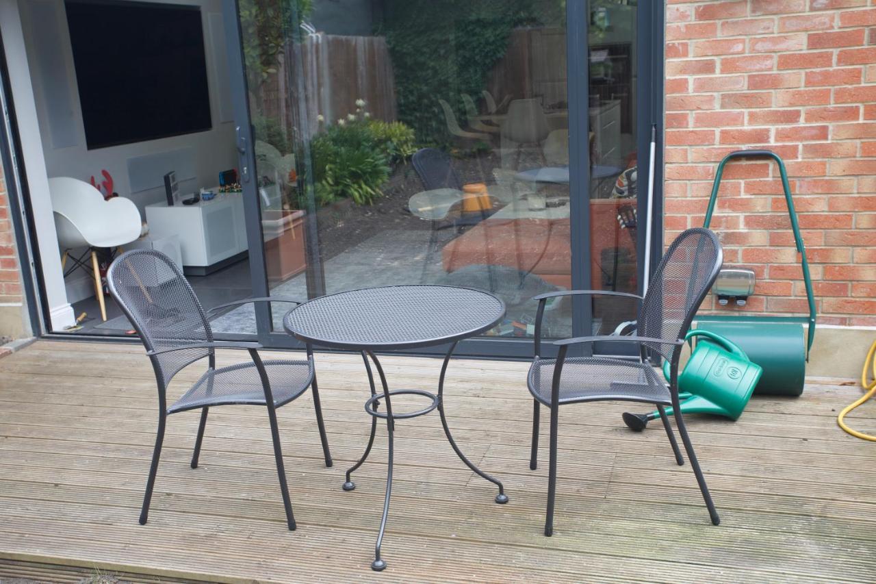 Stunning Nw2 Flat - Great Location! Londen