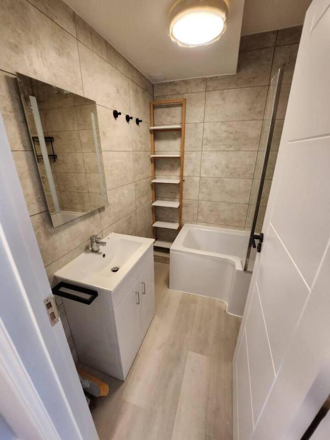 Beautiful 2-bed In - Sleeps 6! Appartement *