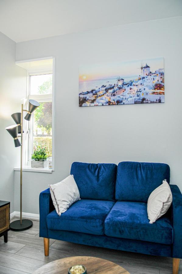 Greater London, 1 Bed Flat, Parking, Nr Metro Stations, 15mins To * Londres