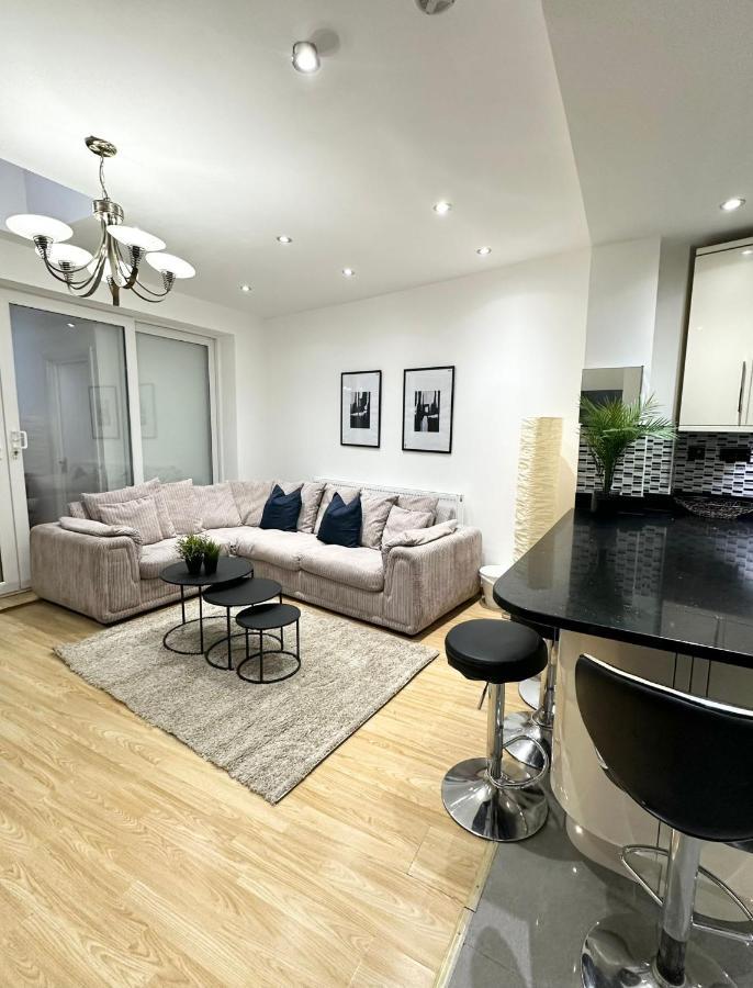 Retreat To A Stylish Ensuite In Vakantiehuis