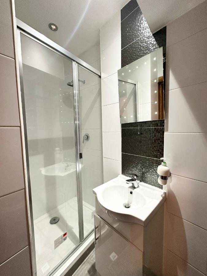 Holiday home Relaxing In Spacious House London