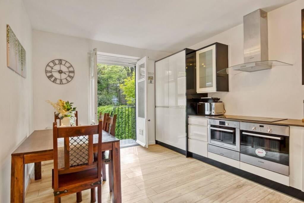 Charming Earls Court Appartement *
