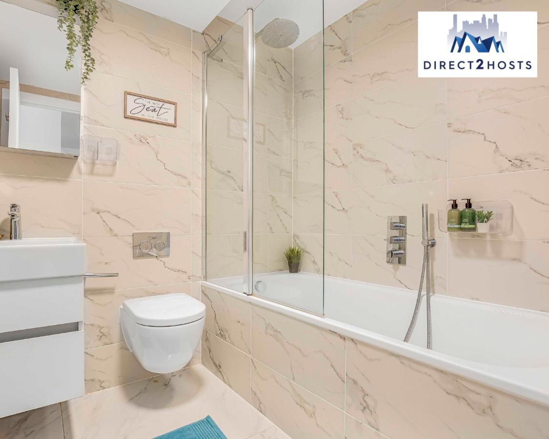 Stylish Two Bedroom By Direct2hosts Short Lets West Oasis With Workspace & Long *