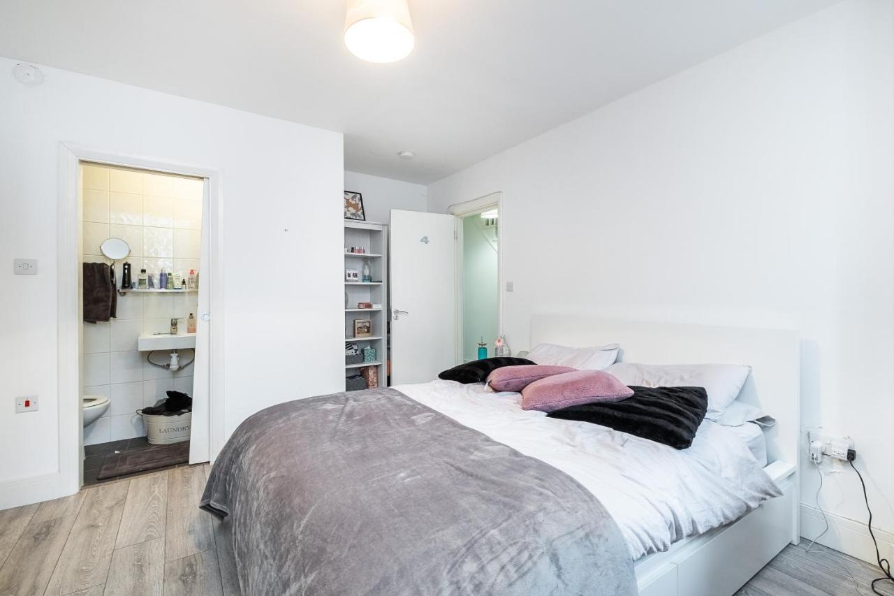 Double En-suite In Finsbury Park