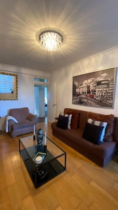 Camberwell Central: 2-bedroom Flat With Excellent Connections *