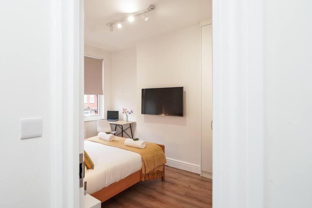 Apartamento Newly Renovated Modern 4 Bed 3 Bath Londres