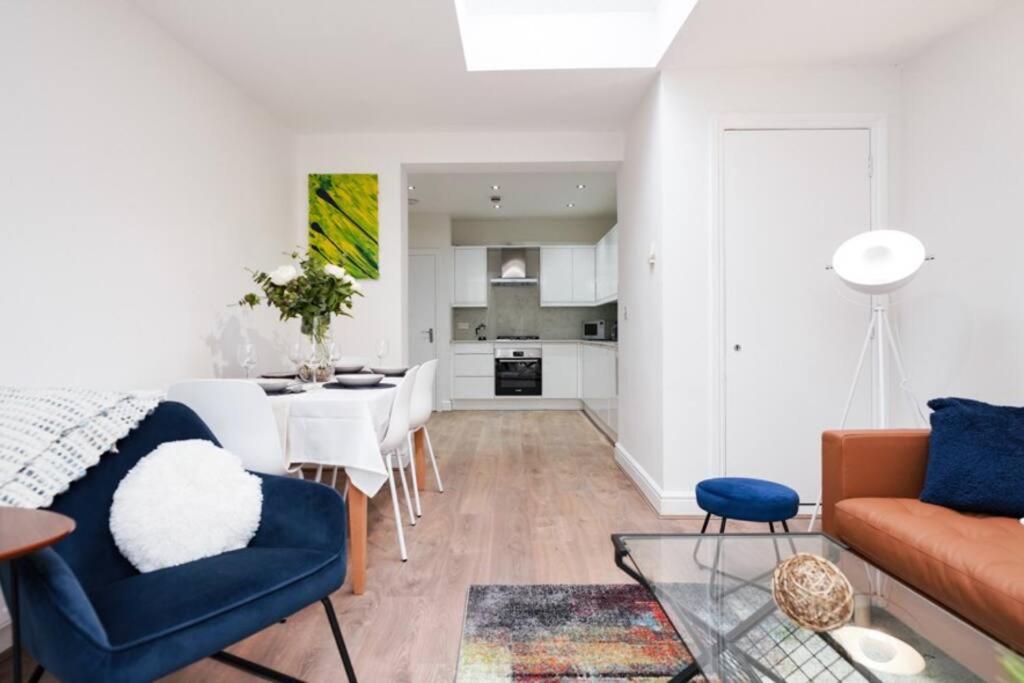 Apartamento Newly Renovated Modern 4 Bed 3 Bath