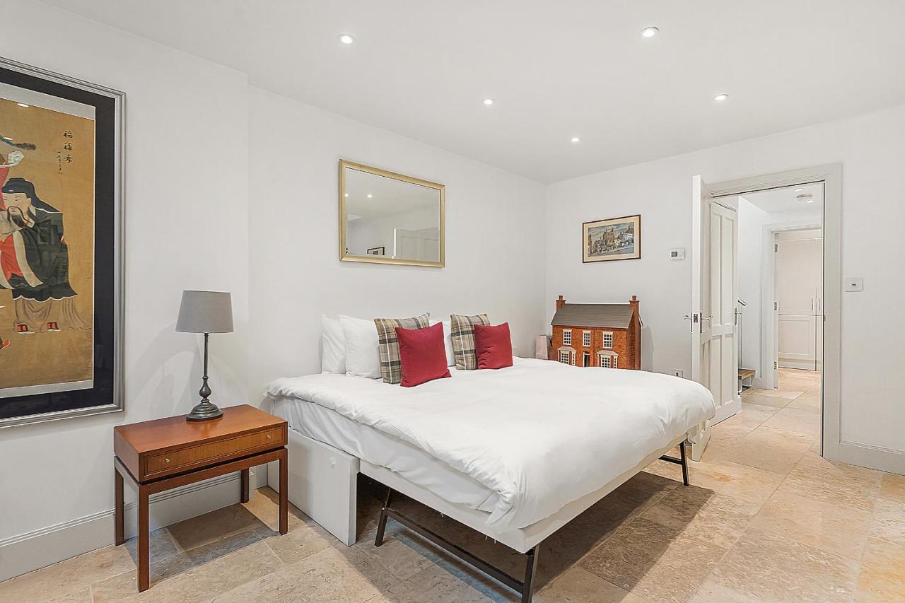 Veeve - Heart Of Hampstead London