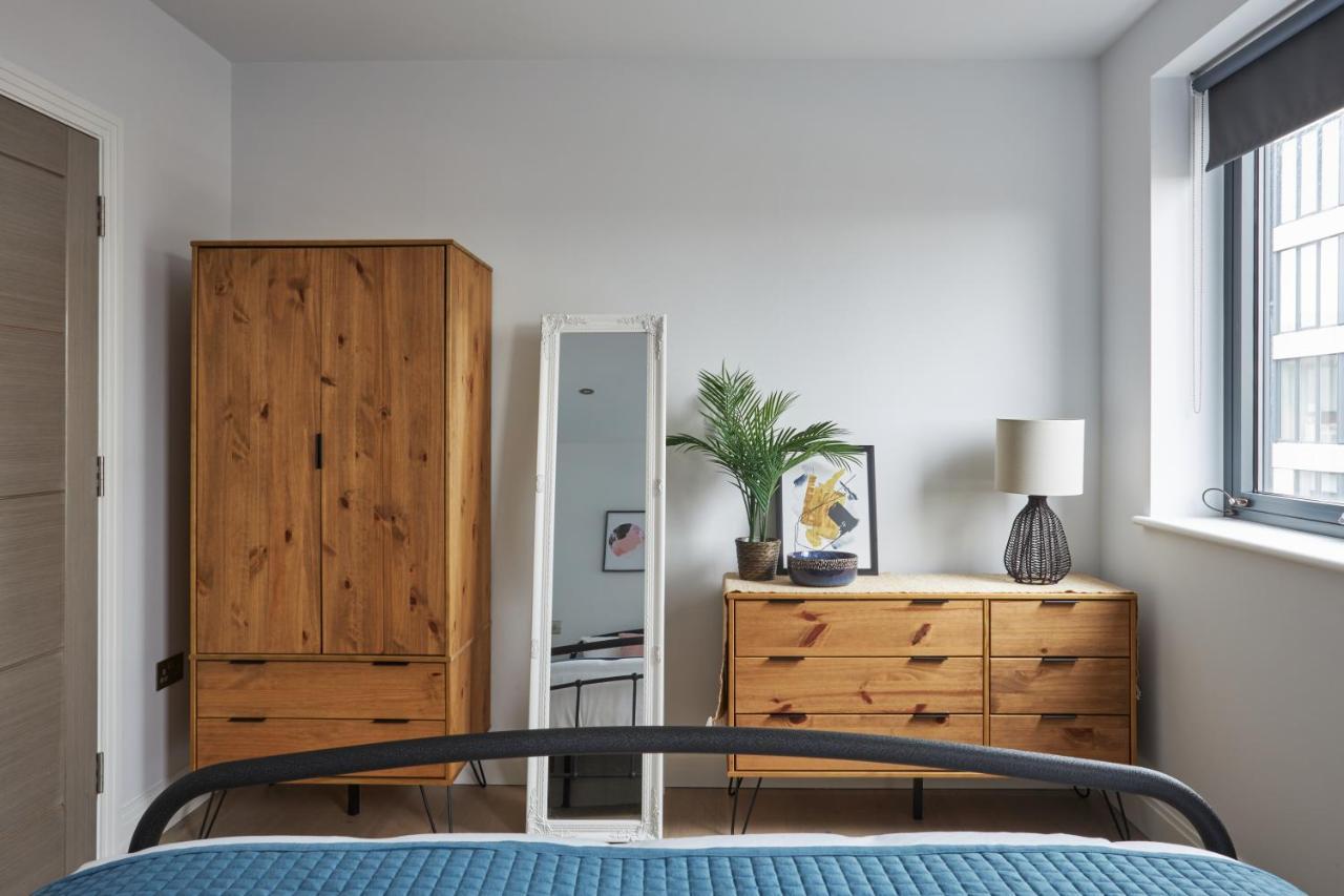 Kings Oak House By Viridian Apartment