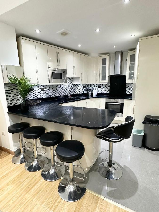 Сasa de vacaciones Charm - Stylish In Spacious