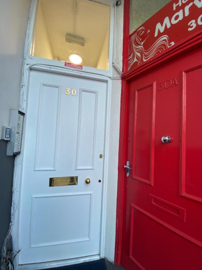 30 Willesden Lane