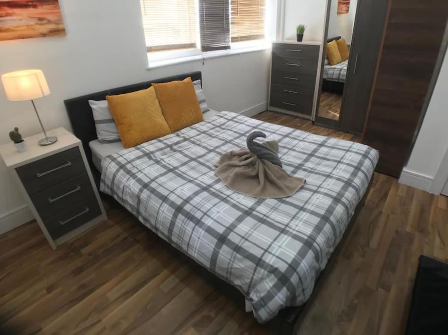 Southwark & Bermondsey Nest Penthouse Apartment London