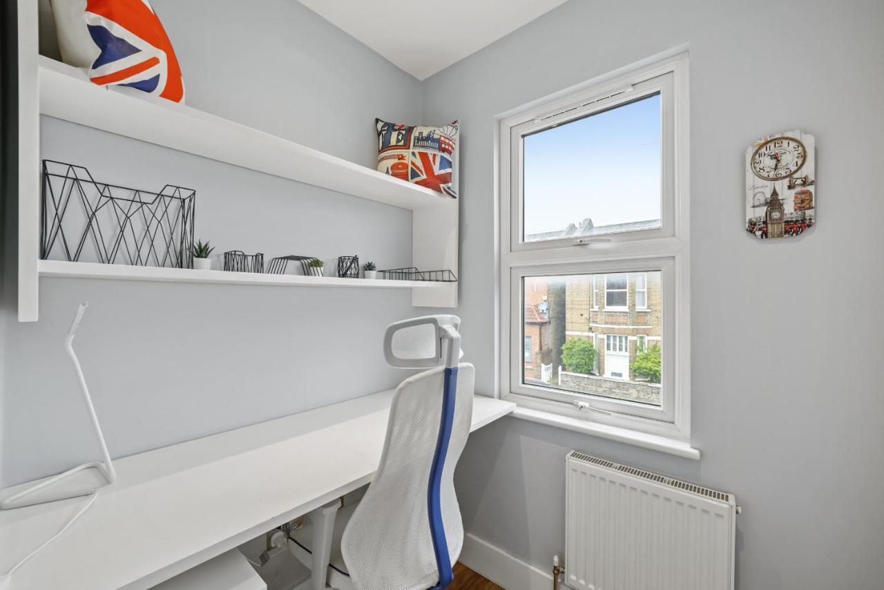 Apartment Wimbledon