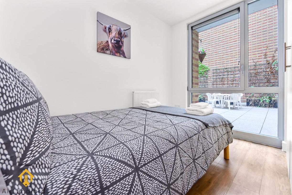Exclusive 3 Bed 3bath Penthouse Near Canary Wharf Appartement Londen