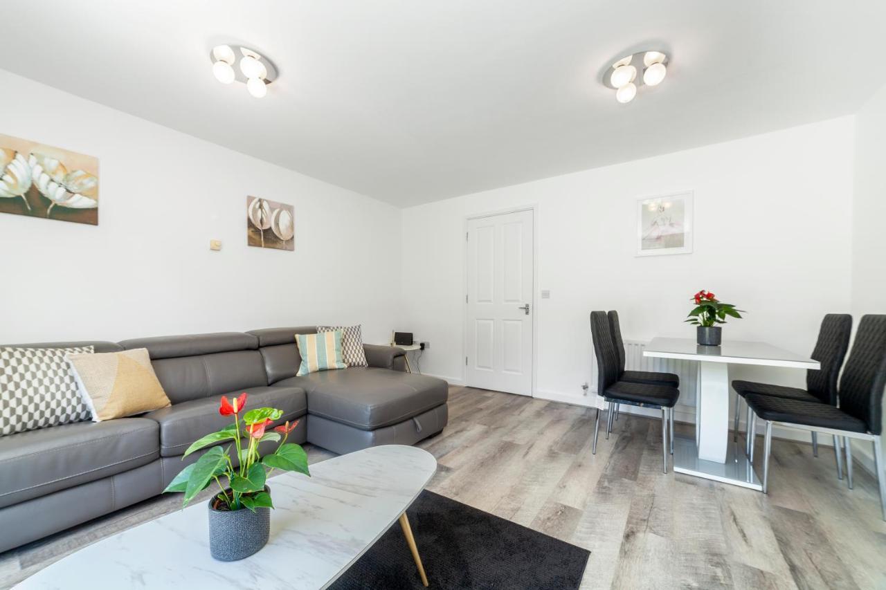 Bright 2 Bdr House Wgarden & Parking, Greenwich Appartement Londen