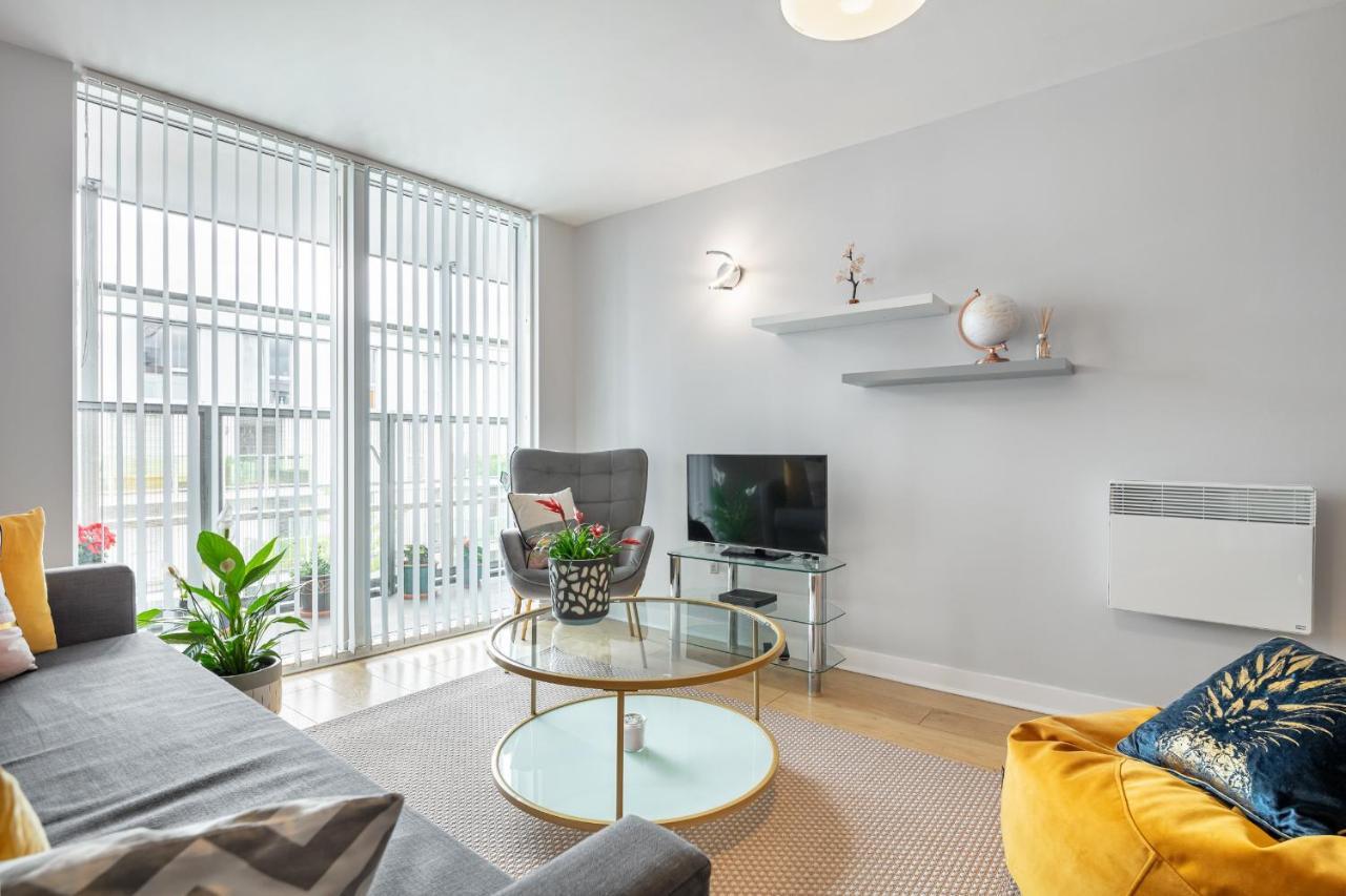 Stunning With Underground Parking! Appartement *