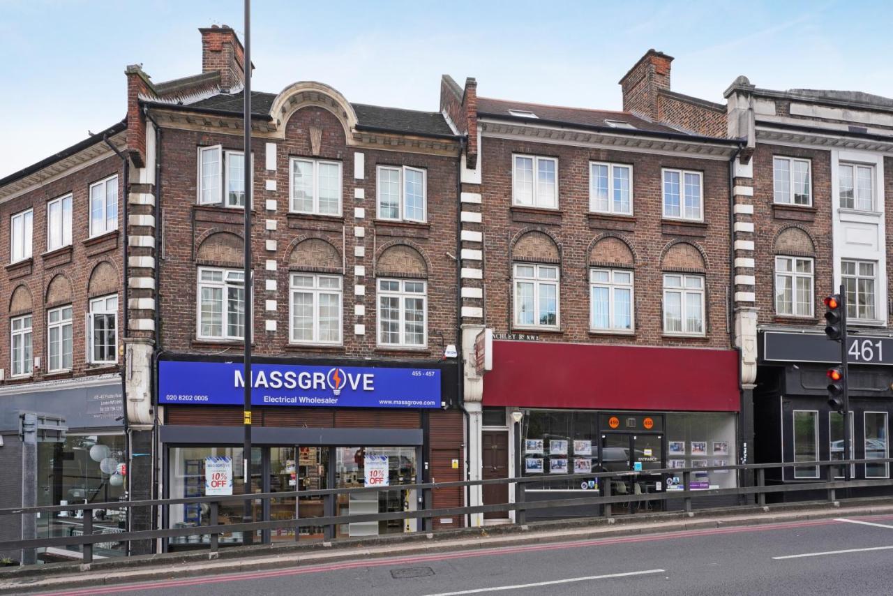 Apartment London's Boutique