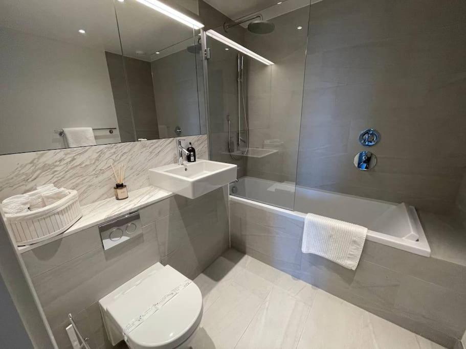 Luxury With Ac By The River Appartement *