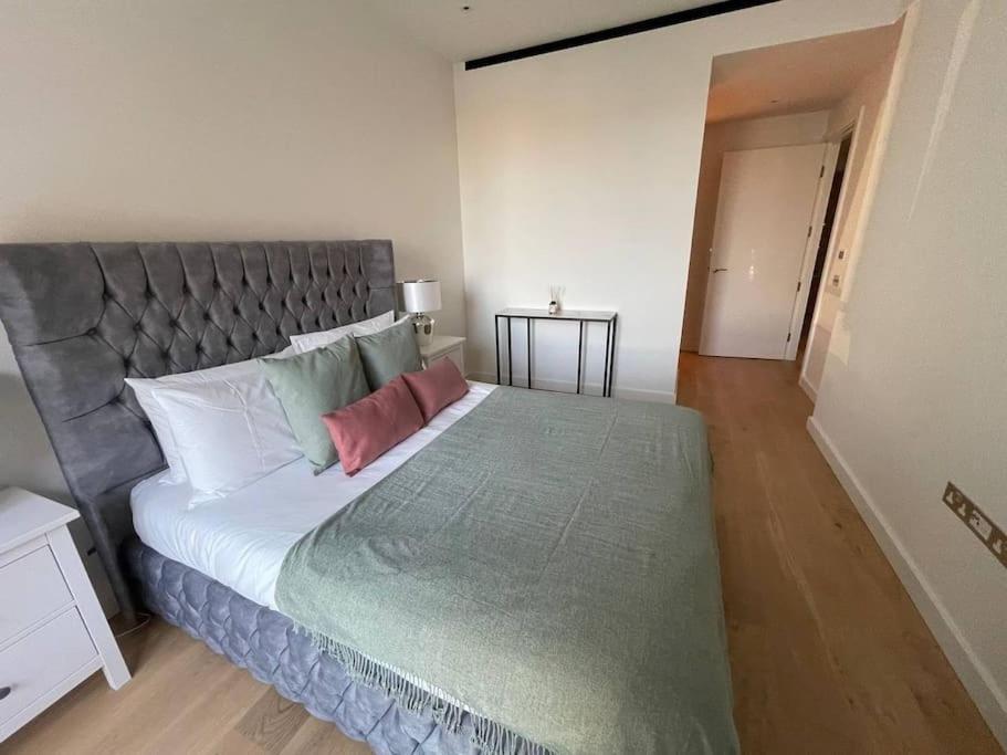 Luxury With Ac By The River Appartement