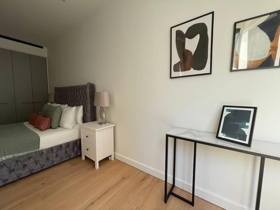 Luxury With Ac By The River Appartement Londen