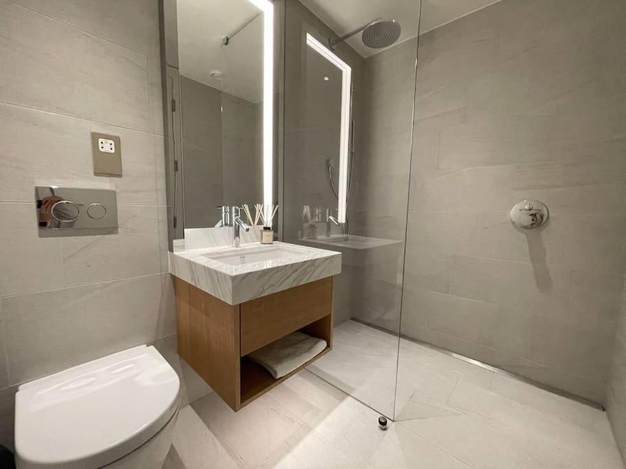 Luxury With Ac By The River Appartement Londen