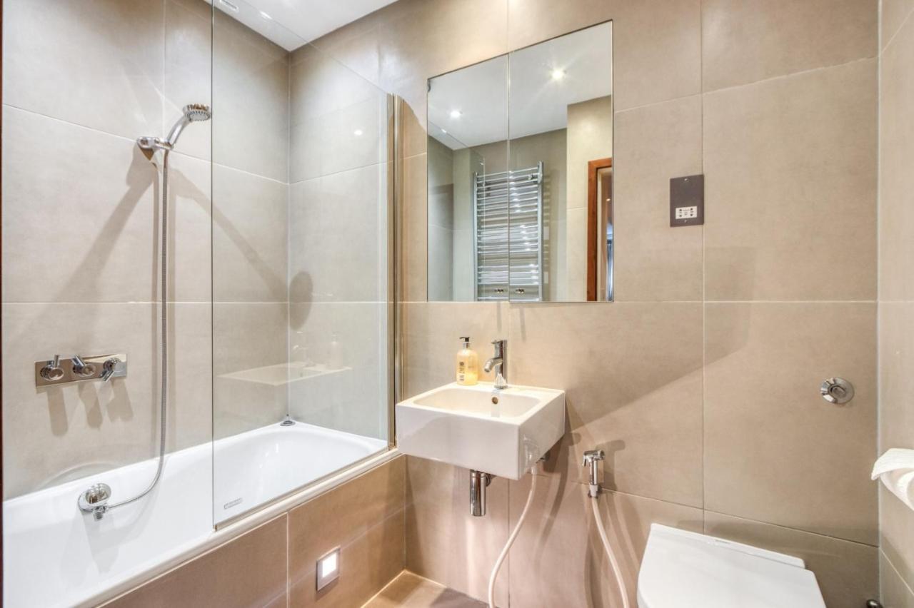 Modern 2 Bedrooms 2bathrooms Behind Nobu * Londen