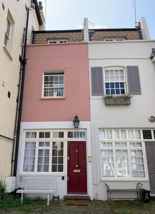 Holiday home The Mews House *