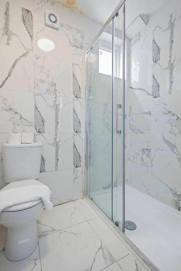Parea Living - Hackney, 4-bedroom Victorian House W Big Garden Holiday home