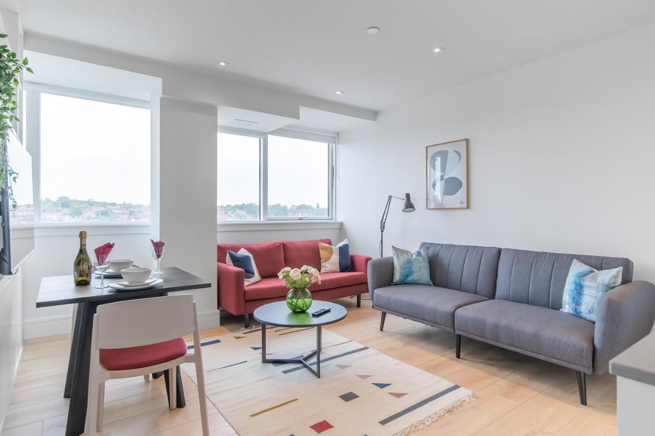 Livestay-modern Next To Wembley Stadium * Londen
