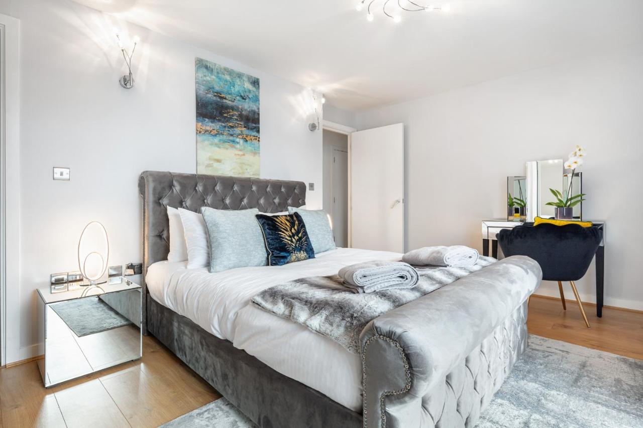 Stunning With Underground Parking! Appartement