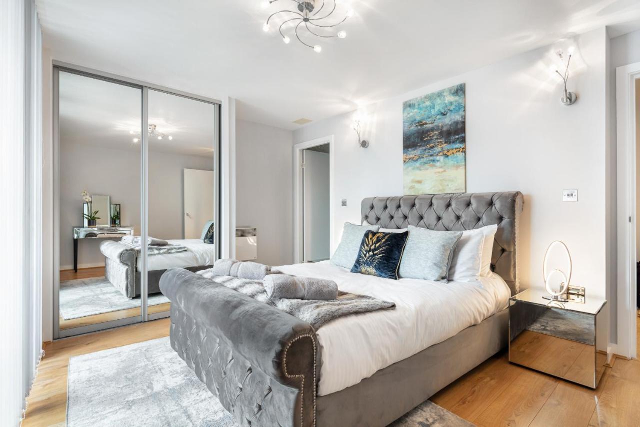 Stunning With Underground Parking! Appartement *