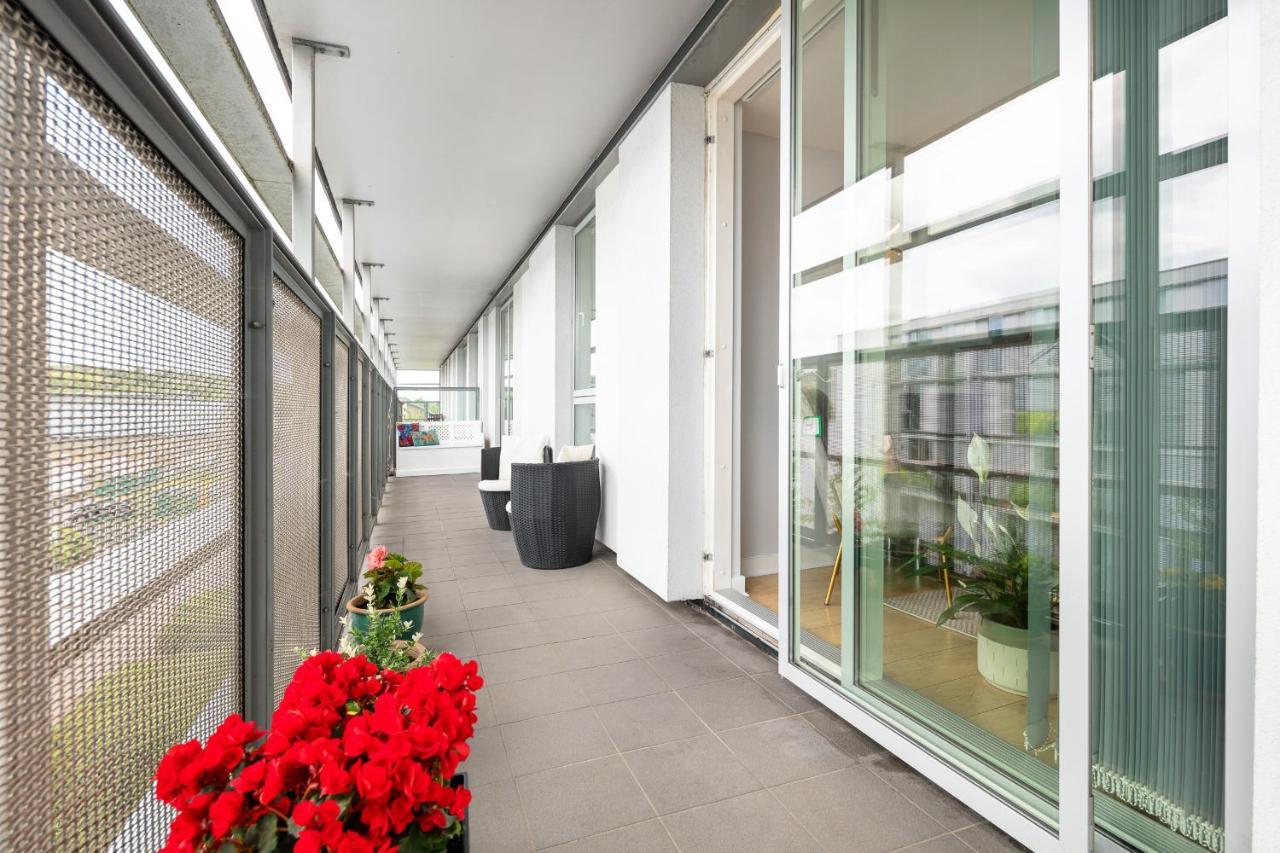 Appartement Stunning With Underground Parking!