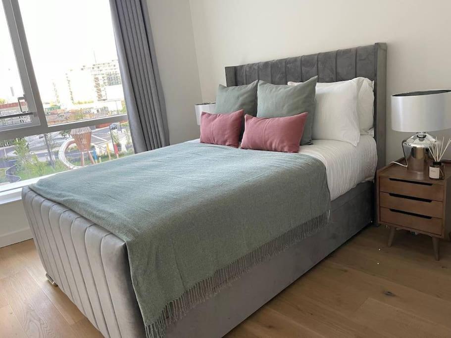 Luxury With Ac By The River Londen